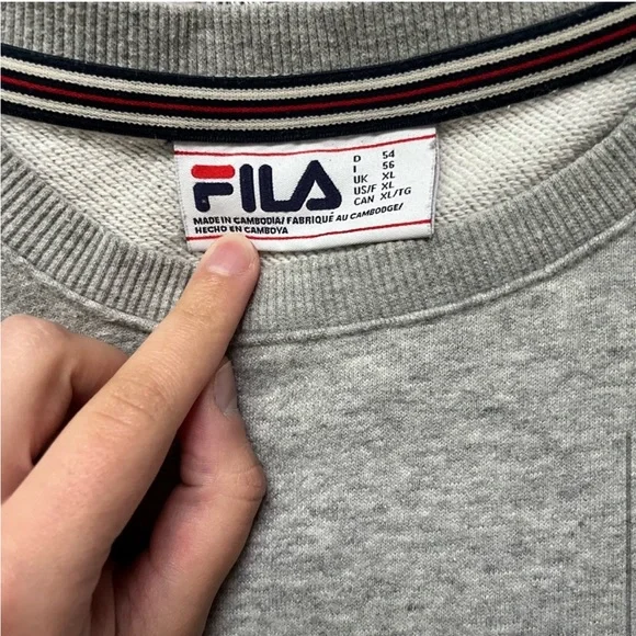 Fila Men’s Extra Large Grey Crewneck Sweatshirt - Picture 5 of 5